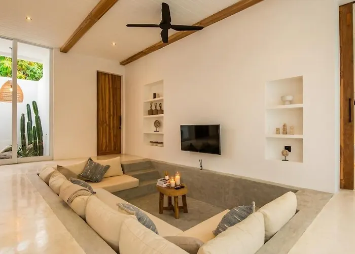 Villa Lush 2 Bedroom Villa 4 Mins To Bingin Beach Uluwatu (Bali)