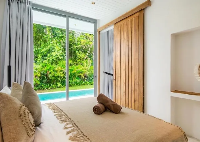 Lush 2 Bedroom Villa 4 Mins To Bingin Beach Villa