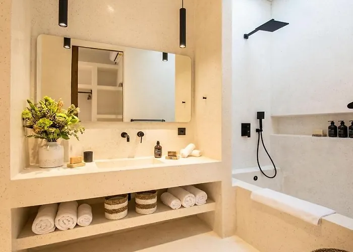 Lush 2 Bedroom 4 Mins To Bingin ヴィラ *