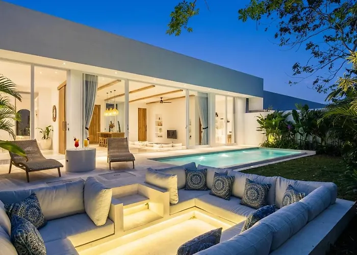 Lush 2 Bedroom Villa 4 Mins To Bingin Beach Villa